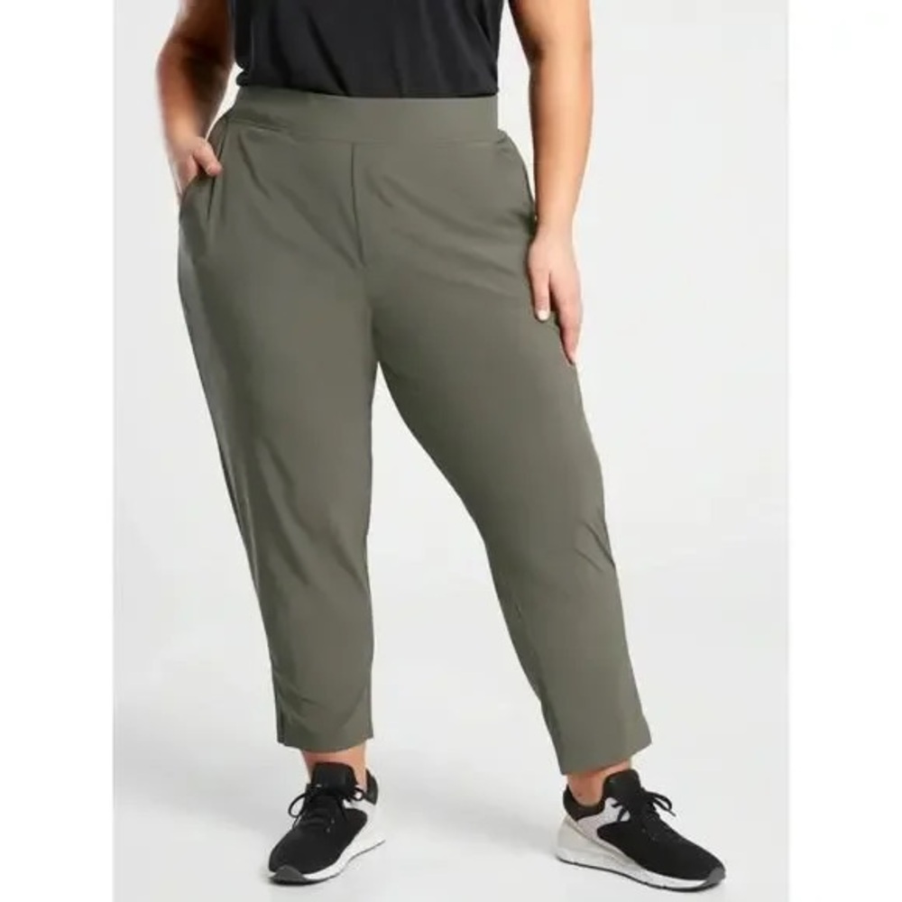 Athleta Brooklyn Mountain Olive Mid-Rise Wrinkle-Resistant Pants Size 24
